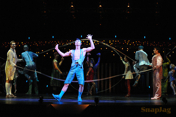 QUIDAM-7093