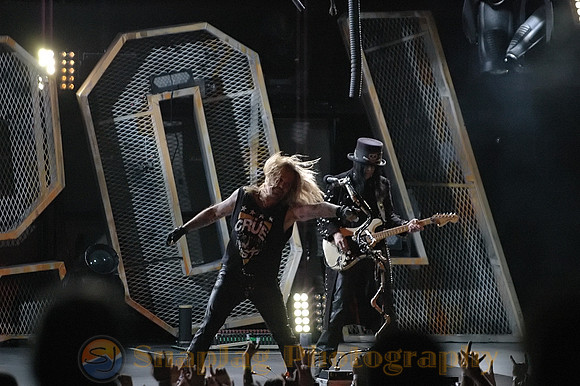 Motley Crue
